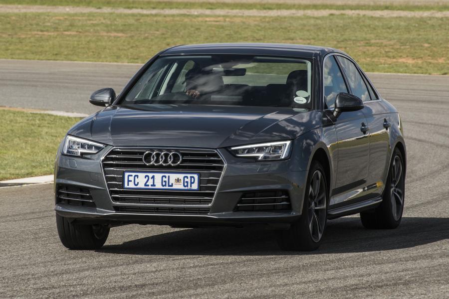  Audi A4 2.0 TFSI (B9) 2016 года  (ZA) (фото 3 из 5)